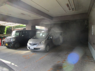 【駐車場】