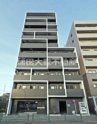 ステージグランデ蒲田アジールコートの外観|2013年11月築　RC鉄筋コンクリート造地上10階建て1K～1LDK総戸数52戸Wi-Fi対応光インターネット無料！京急本線京急蒲田駅と空港線糀谷駅徒歩圏内の東京都大田区南蒲田1丁目の分譲賃貸
