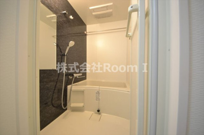 【浴室】 | S-RESIDENCE堺筋本町Deux | お風呂で日々の疲れを落としましょう