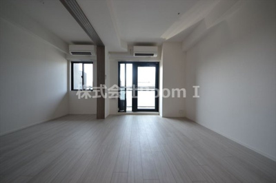 【居間・リビング】 | S-RESIDENCE堺筋本町Deux | リビングです