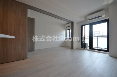 【居間・リビング】 | S-RESIDENCE堺筋本町Deux | ゆったりとしたリビングです