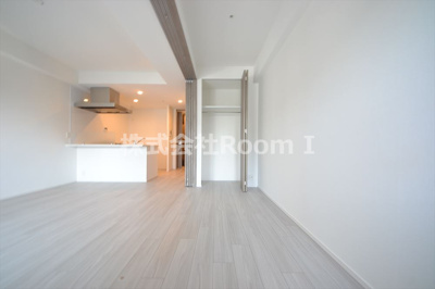 【収納】 | S-RESIDENCE堺筋本町Deux | 使い勝手のいい寝室です