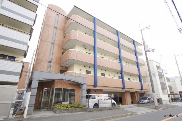 WEST VILLA21の外観