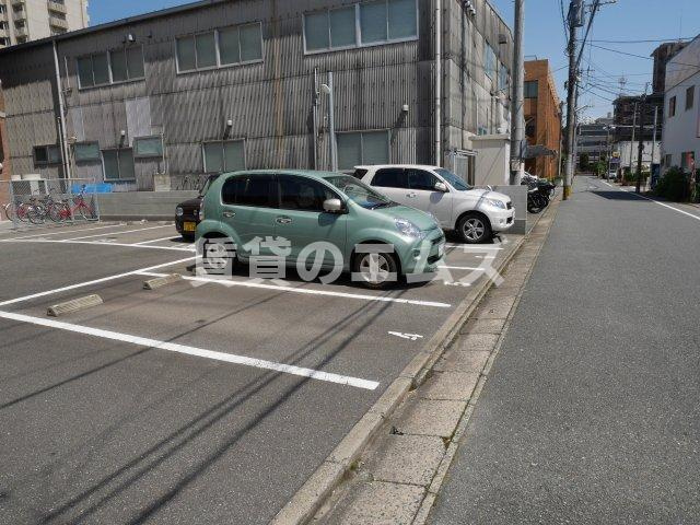 【駐車場】 | 第２７川崎ビル | 第２７川崎ビルの駐車場