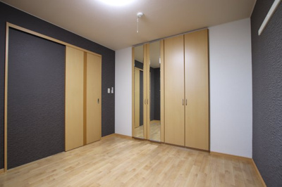 【寝室】 | アジュール