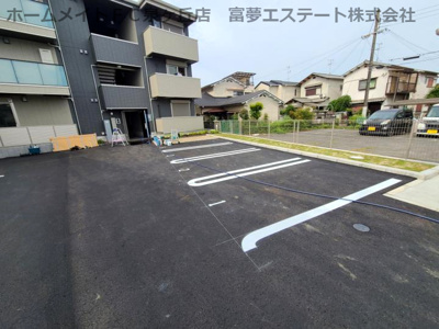 【駐車場】 | ラ・メゾン狭山