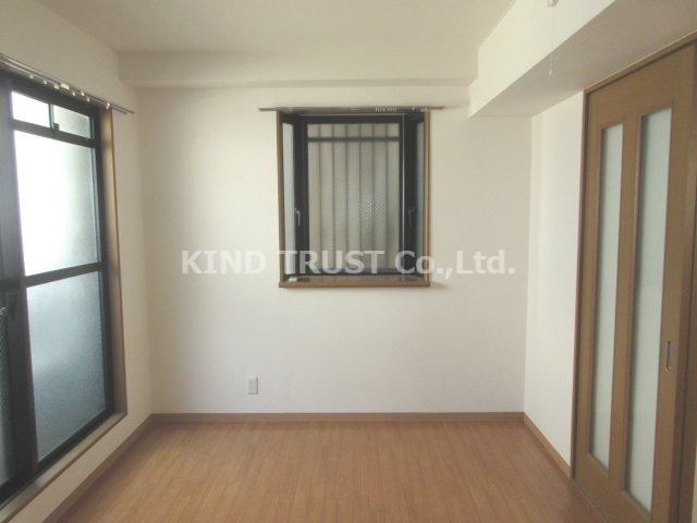 フローラルステージ同心町の居間・リビング|リビングです