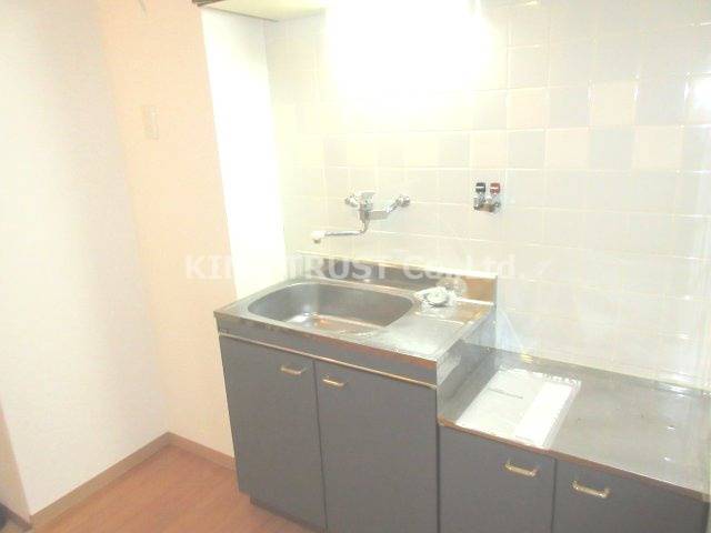 フローラルステージ同心町のキッチン|コンパクトなキッチンで掃除もラクラク