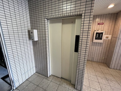 【その他共用部分】 | 弘和ハイム | エレベーターです