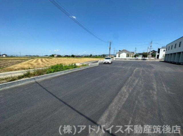 久留米市三潴町西牟田のアパートの駐車場