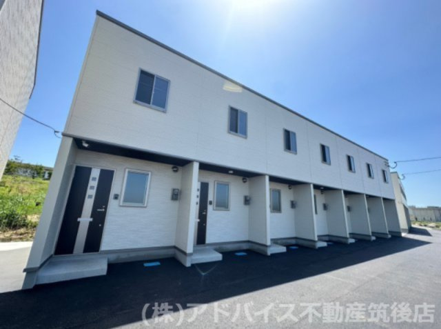 久留米市三潴町西牟田のアパートの外観