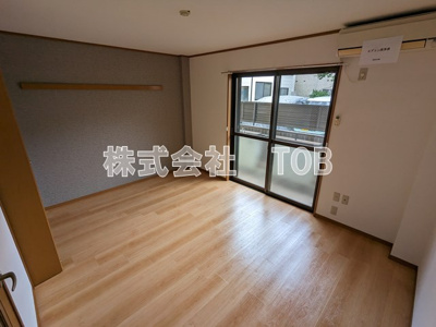 【居間・リビング】 | エルシオン | 洋室8帖