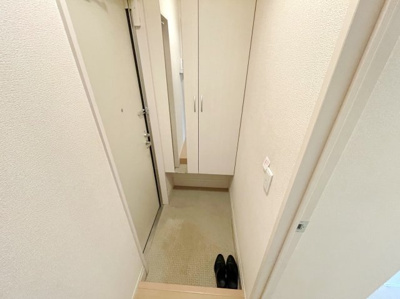 【玄関】 | ヴェリナ旭町