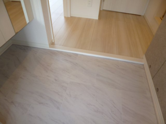 瀬戸内ハウジングⅤの玄関