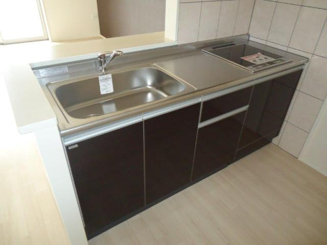 ルーラル北西原Ａ棟のキッチン|キッチン