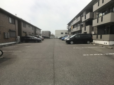 【駐車場】 | サニーウッドＤ