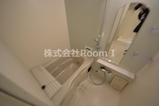 【浴室】 | プレサンス大手前ピリオド | コンパクトで使いやすいお風呂です