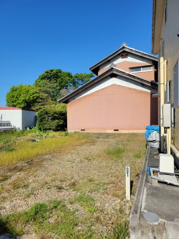 土地　足近町直道の外観