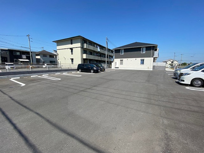 【駐車場】 | フローラ