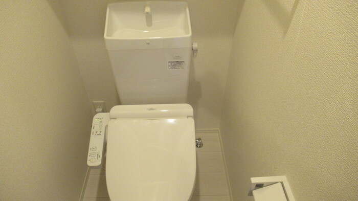 セレブ荒尾のトイレ|落ち着いたトイレです
