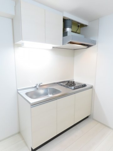 大阪市淀川区十三本町１丁目の賃貸マンションのキッチン