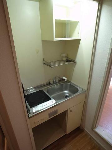 マルヤスハウスのキッチン|反転タイプ