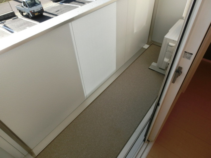 エミネンス Bのバルコニー|バルコニー