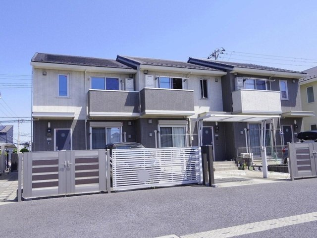 エミネンス Bの外観