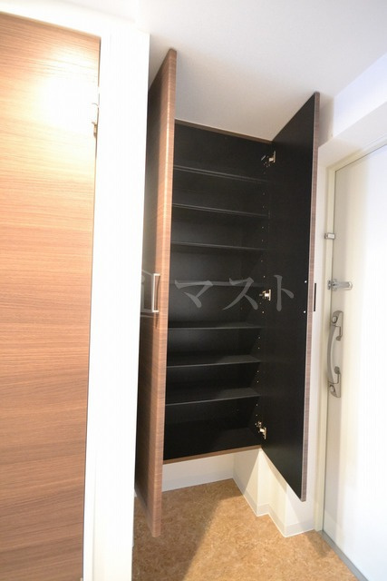 ラグゼ今里Ⅱの収納