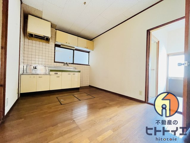 松尾借家の居間・リビング