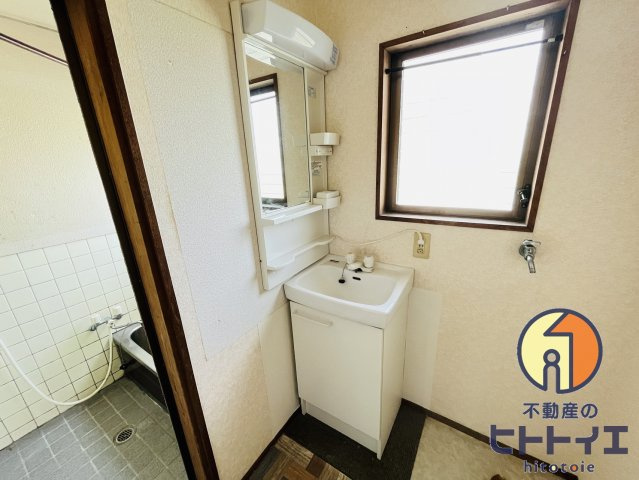 松尾借家の洗面所