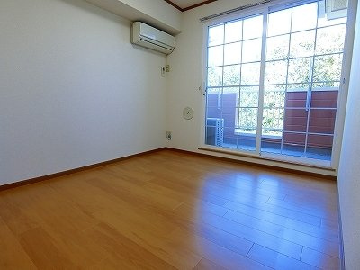 【居間・リビング】 | ヴィラ・フューゲル