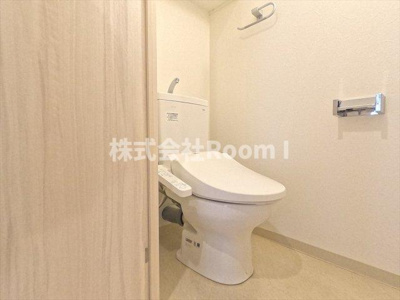 【トイレ】 | ラクラス本町東 | ゆったりとした空間のトイレです