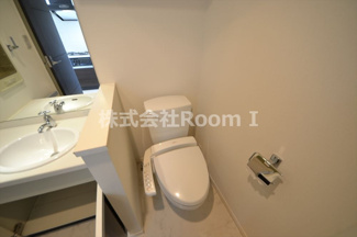 【トイレ】 | カスタリア堺筋本町 | トイレです
