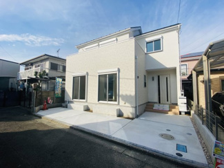 【外観】 | 全室南向き
南道路につき日当たり良好です♪
