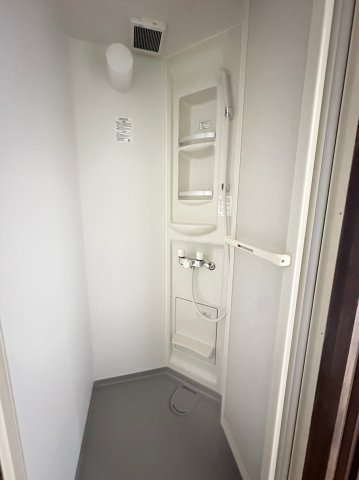 八女市吉田のアパートのシャワールーム