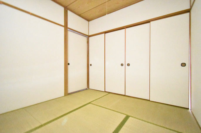 コーポ南【10,000キャッシュバック対象物件】の収納|十分な収納スペースがあります
