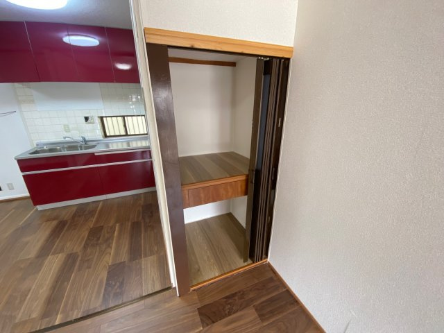 青葉丘貸家の収納