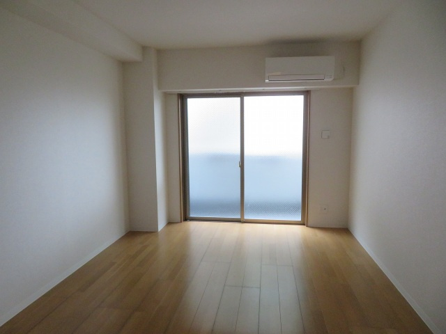 KSロイヤル大阪城の居間・リビング