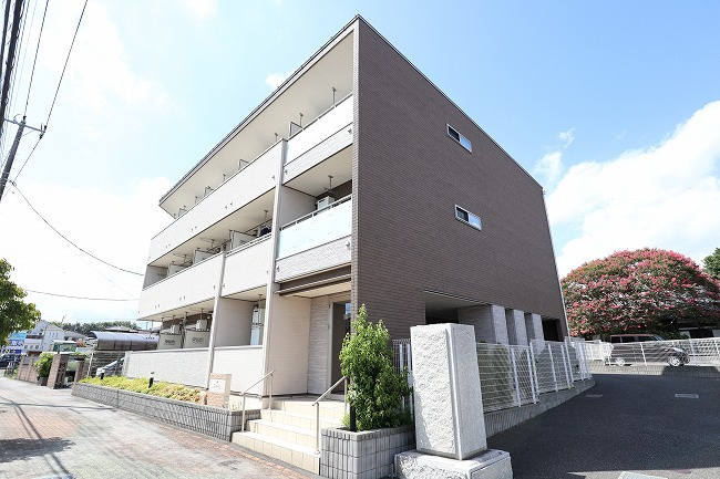 サラスバディの外観