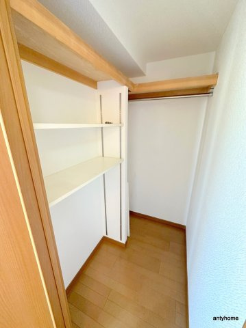 エステムヒルズ新大阪　仲介手数料無料の収納