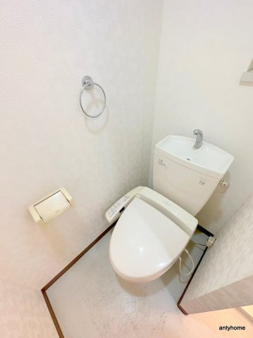 エステムヒルズ新大阪　仲介手数料無料のトイレ