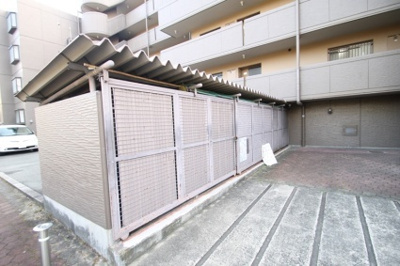 【設備】 | アンデュノール千里 | ゴミ置き場★