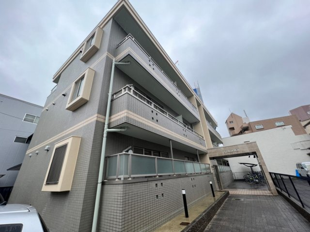 グレーシア城西