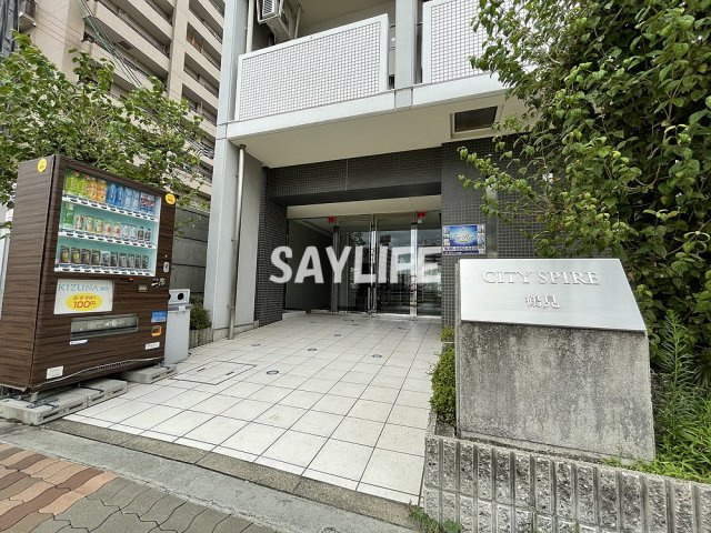 CITY　SPIRE鶴見のエントランス