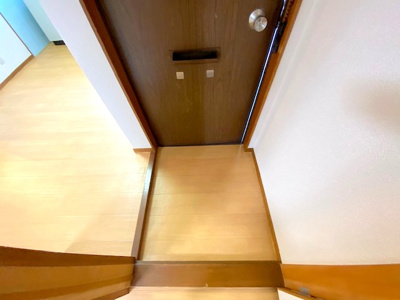 【玄関】 | 羽曳が丘ハイコーポ