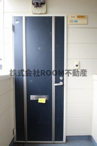 メゾンユウのエントランス