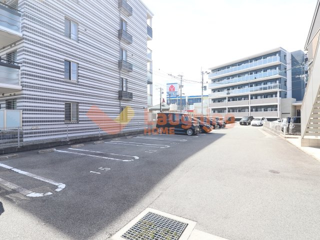 エントラール　A棟の駐車場|駐車場です