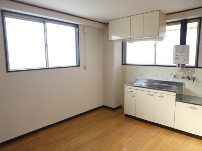 【居間・リビング】 | 第二春陽マンション | ※写真は同物件別部屋です