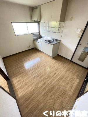 【居間・リビング】 | フレグランス浦手山 | 居間です